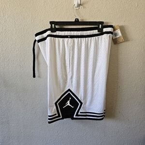 Basketball shorts
